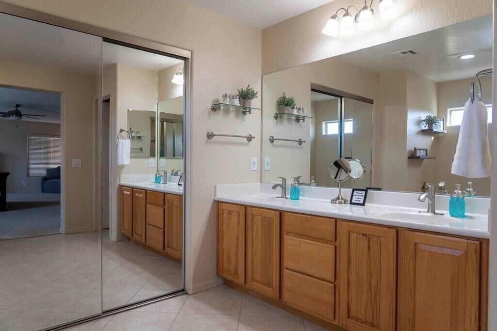 Photo of Bathroom in Paradise Hills