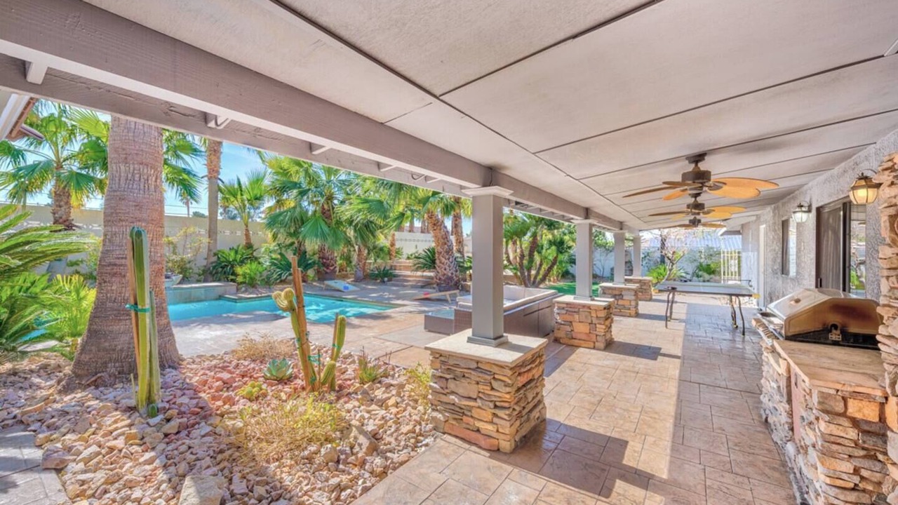 Photo of Patio Balcony in Southfork