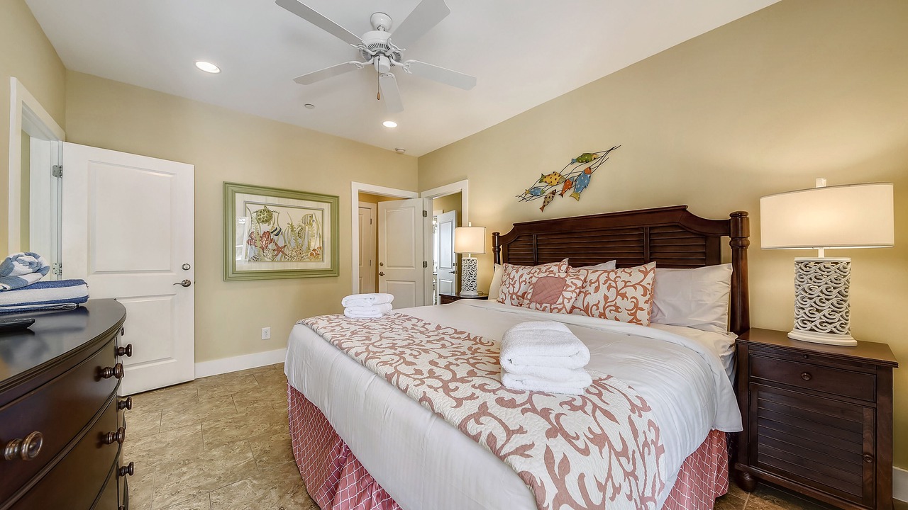 Photo of Bedroom in Melrose on the Beach