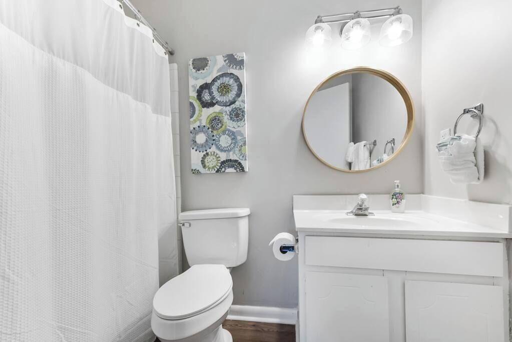 Photo of Bathroom in Demere Park