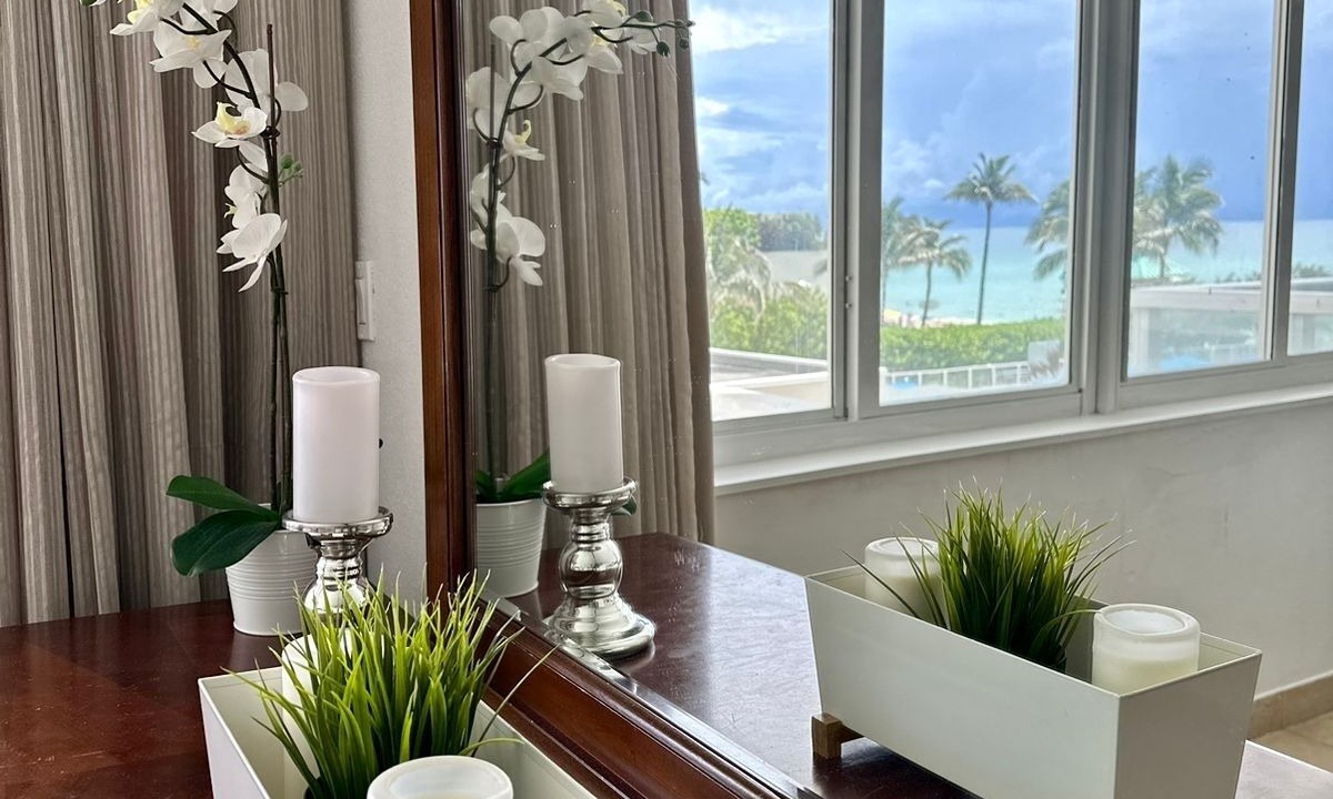 Photo of Others in Sunny Isles Beach