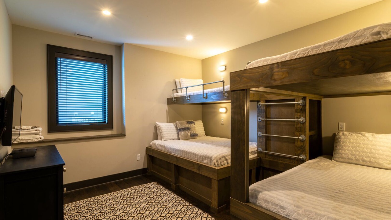 Photo of Bedroom in Deep Gap