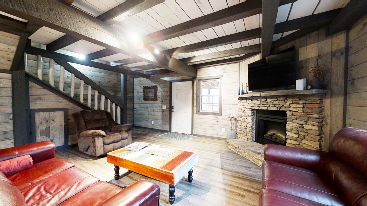 Photo of Livingroom in Gatlinburg