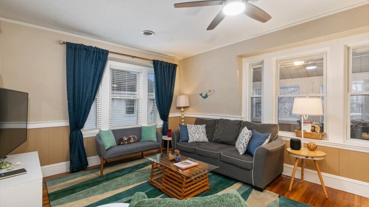 Photo of Livingroom in Quincy