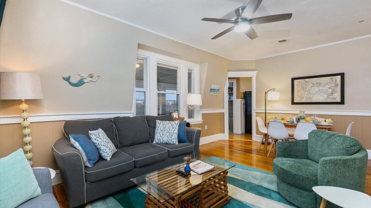 Photo of Livingroom in Quincy