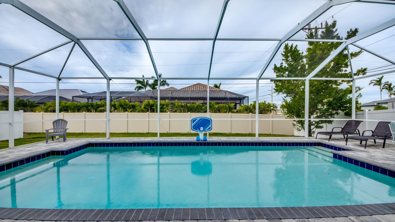Photo of Outdoor in Pelican