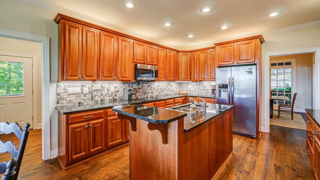Photo of Kitchen in Big Canoe