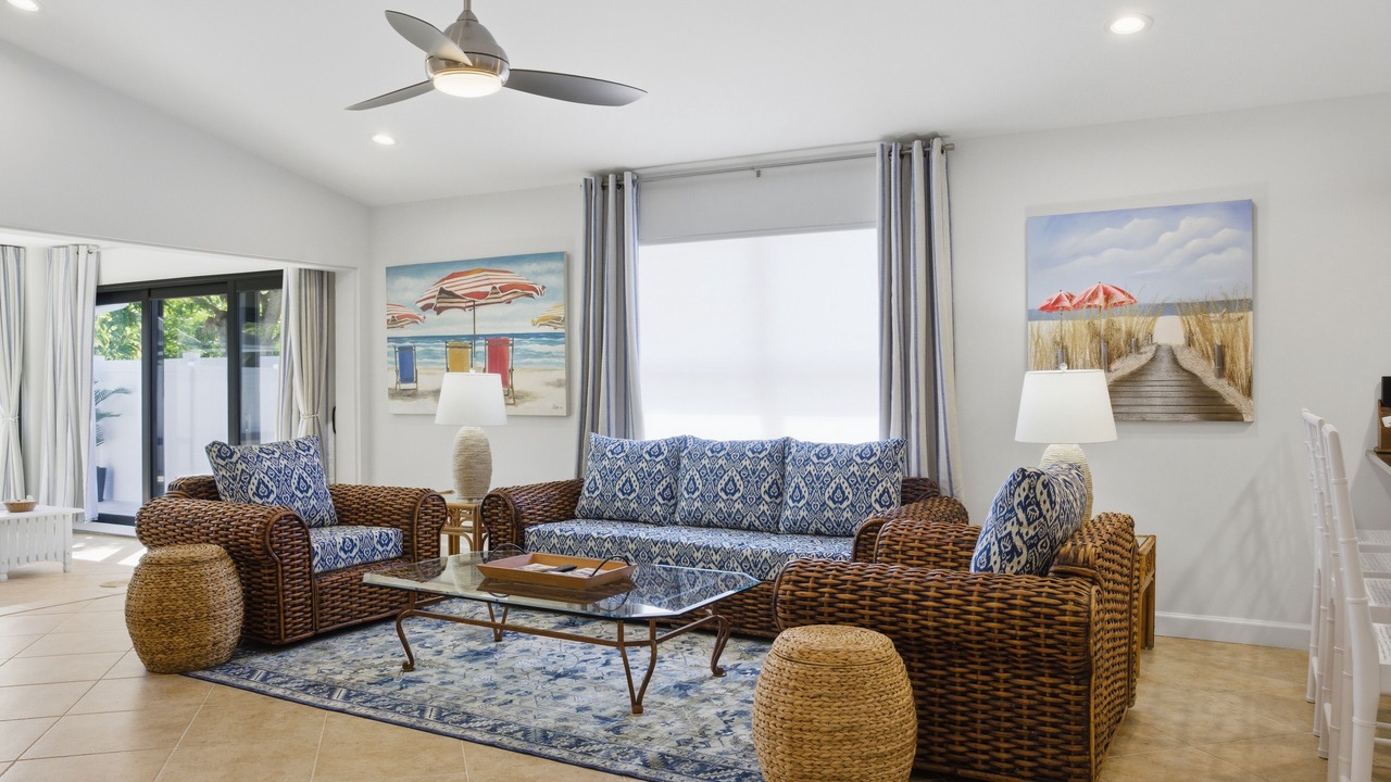Photo of Bedroom in Naples Park