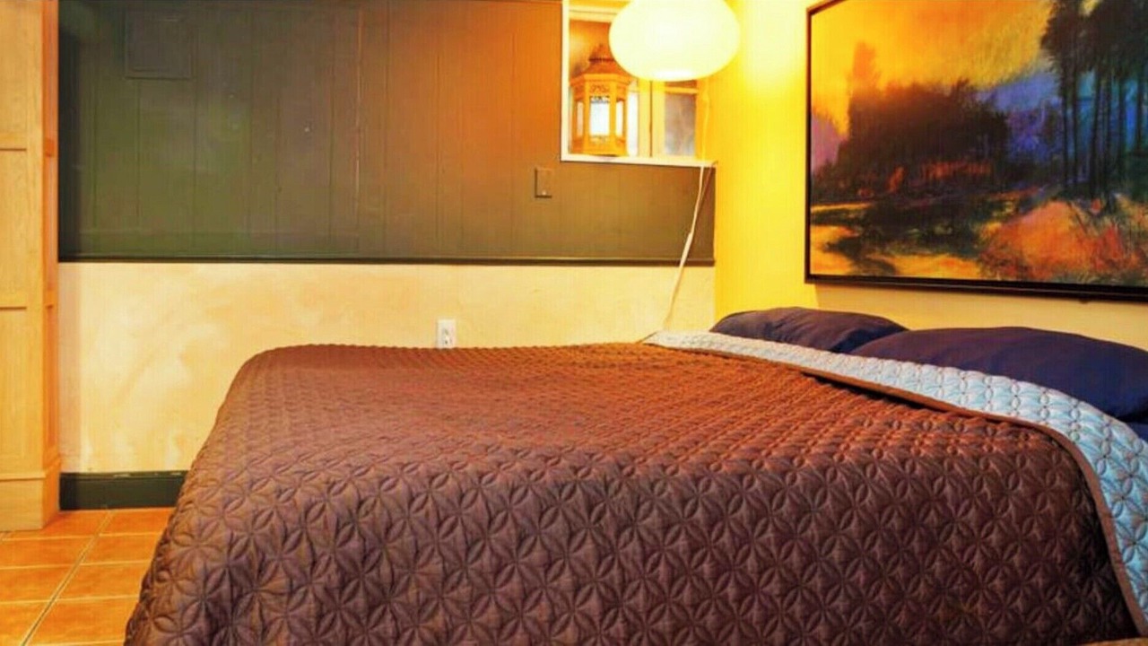 Photo of Bedroom in West End