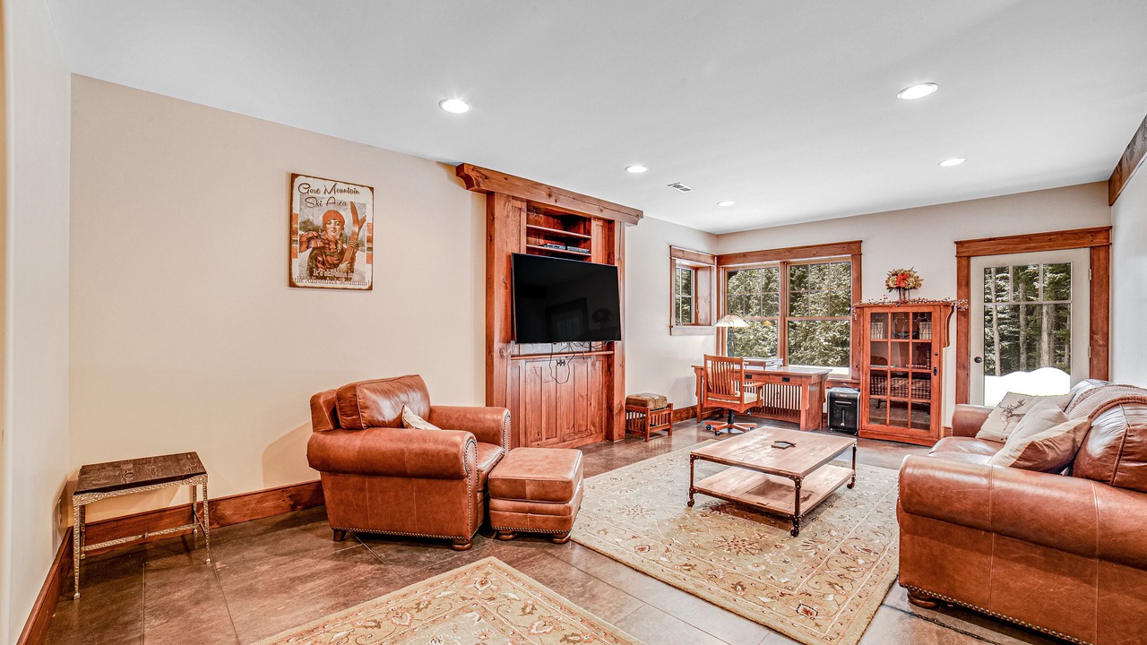 Photo of Livingroom in North Creek