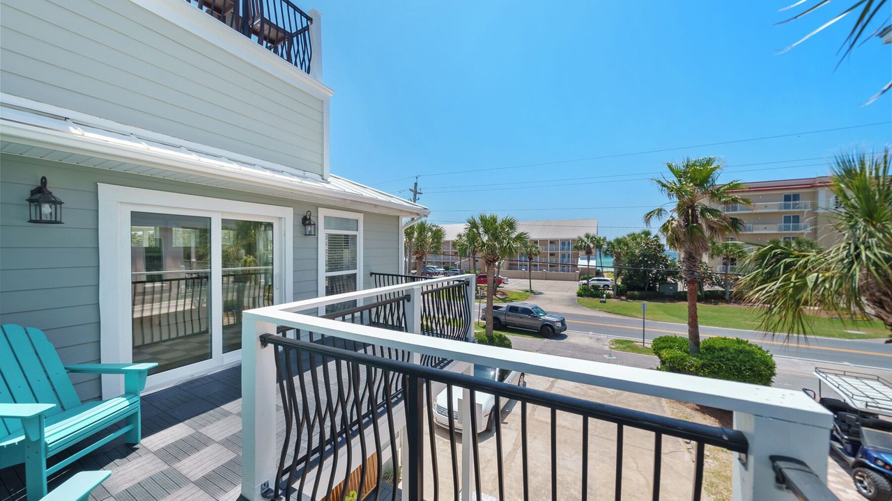 Photo of Patio Balcony in Crystal Beach