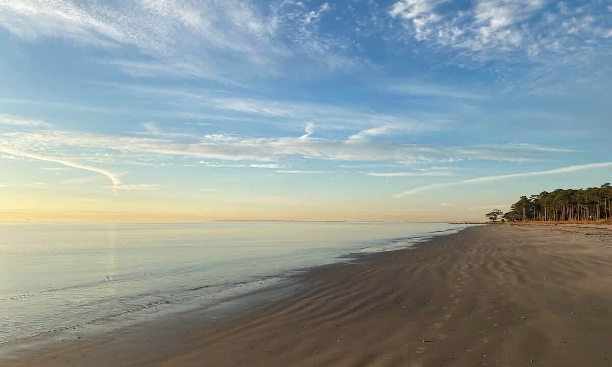 Photo of Others in Melrose on the Beach
