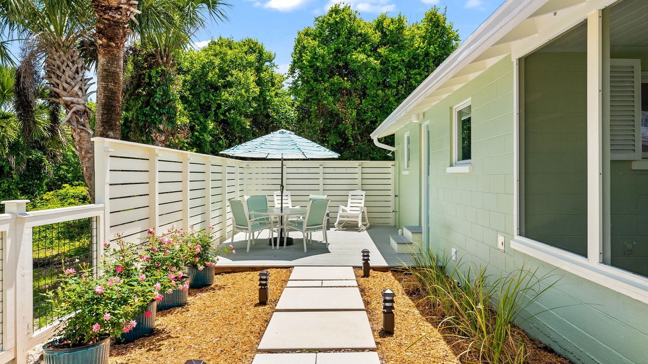 Photo of Patio Balcony in Laguna Beach