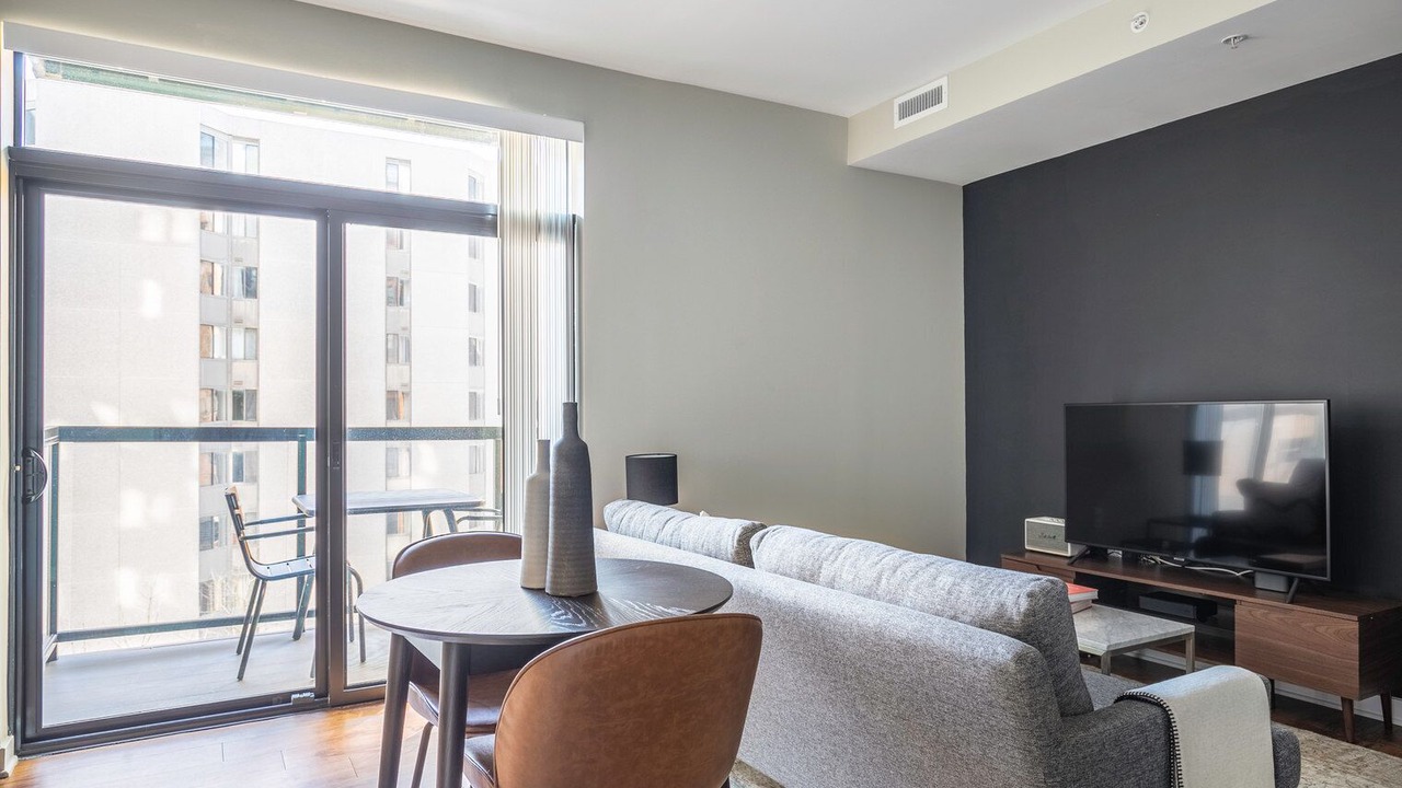 Photo of Livingroom in Mount Vernon Triangle