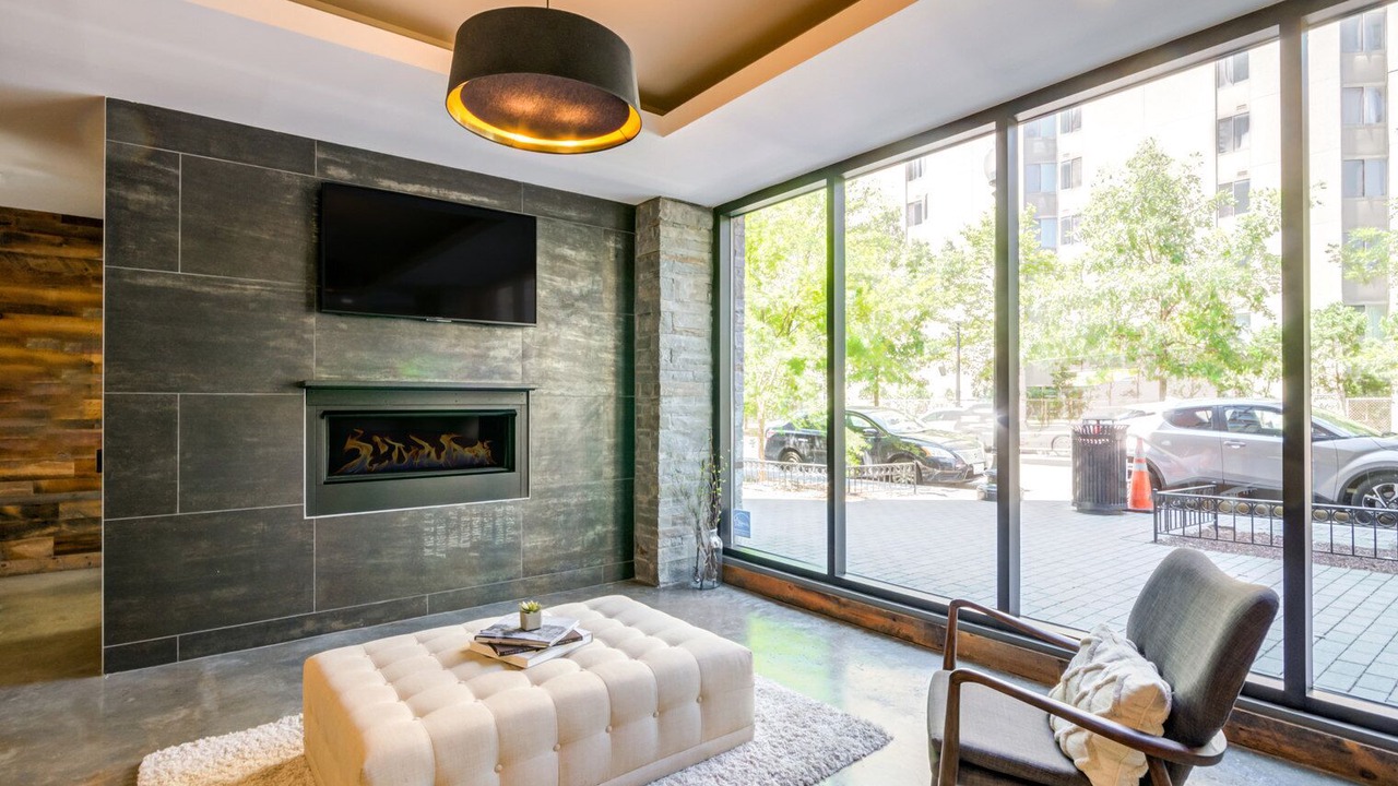 Photo of Livingroom in Mount Vernon Triangle