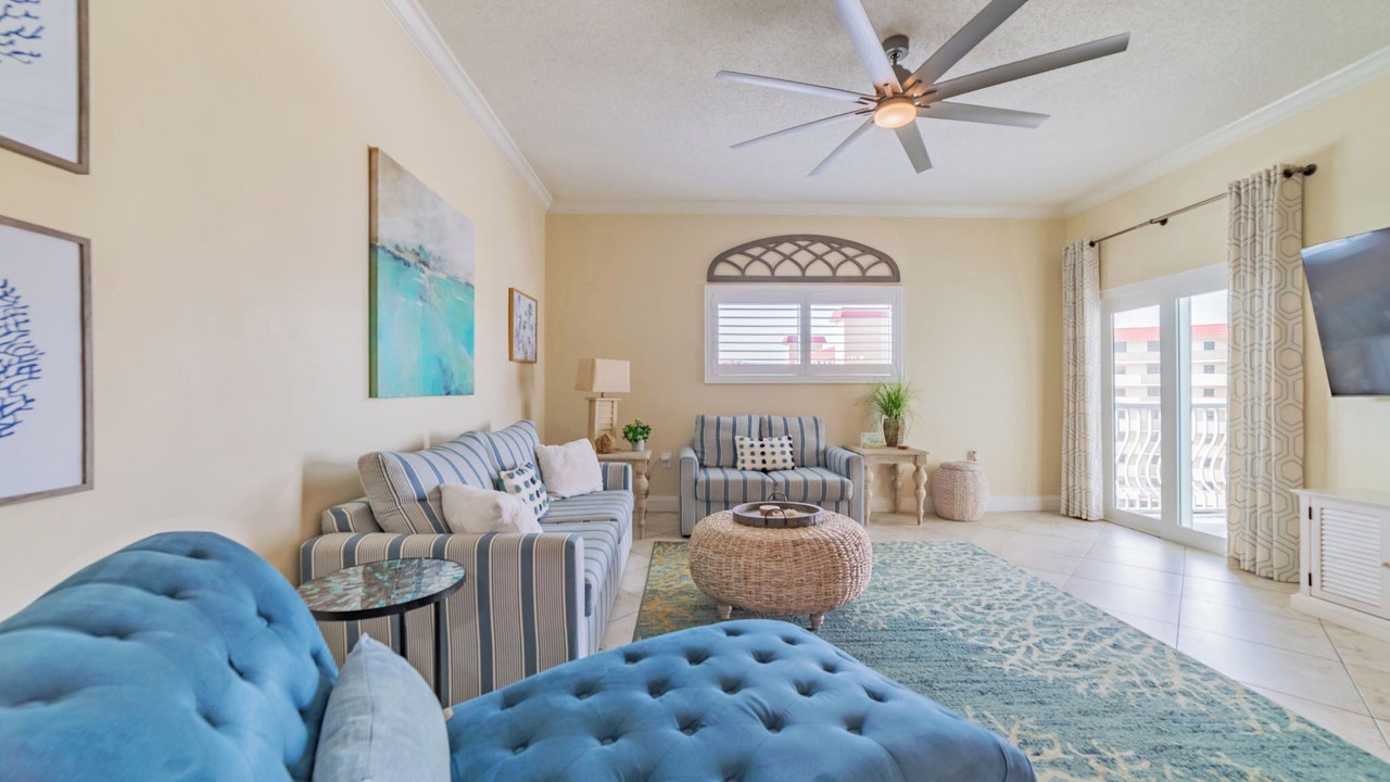 Photo of Livingroom in Redington Shores