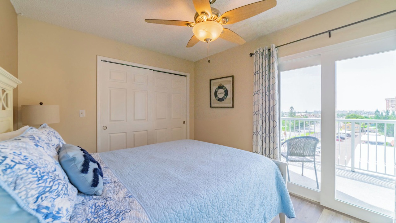 Photo of Bedroom in Redington Shores