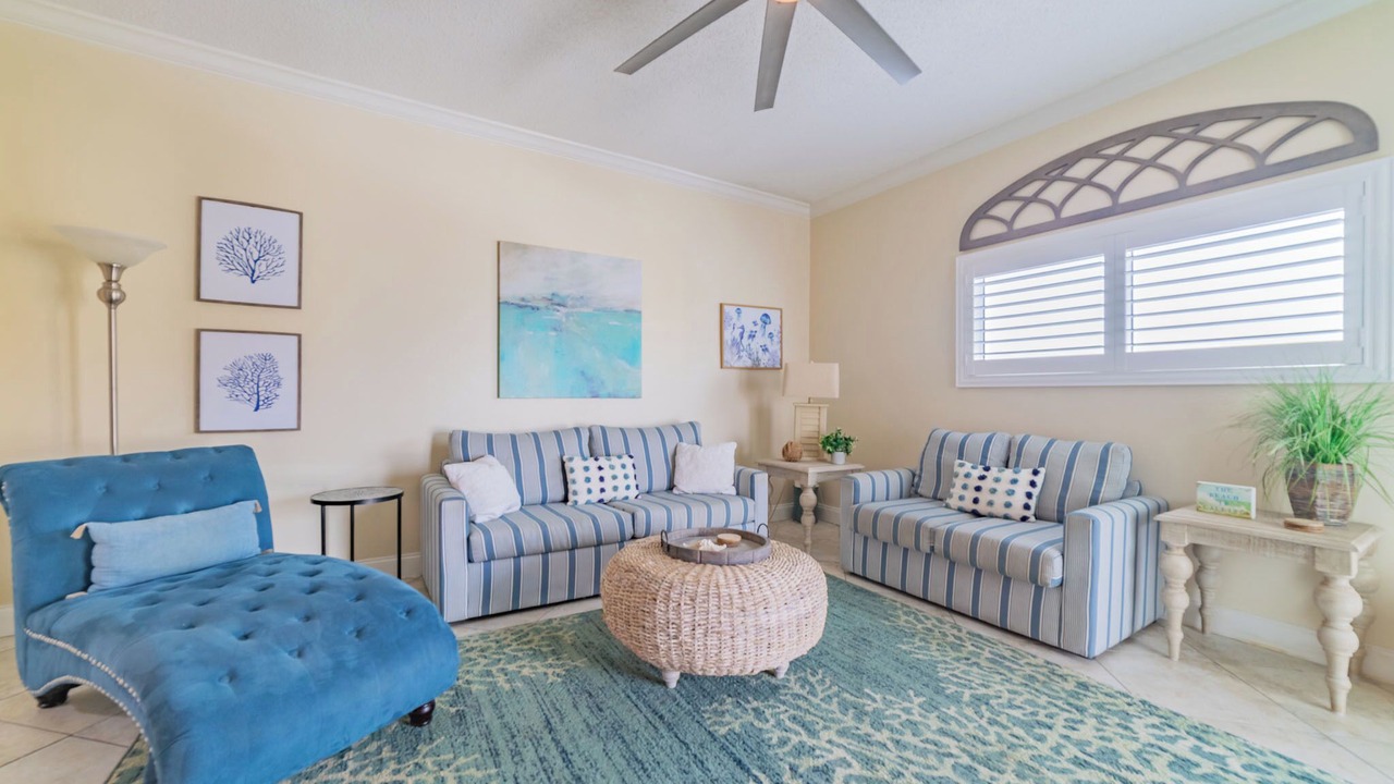 Photo of Livingroom in Redington Shores