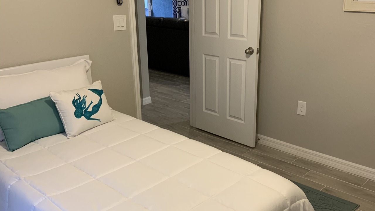 Photo of Bedroom in Rotonda Sands
