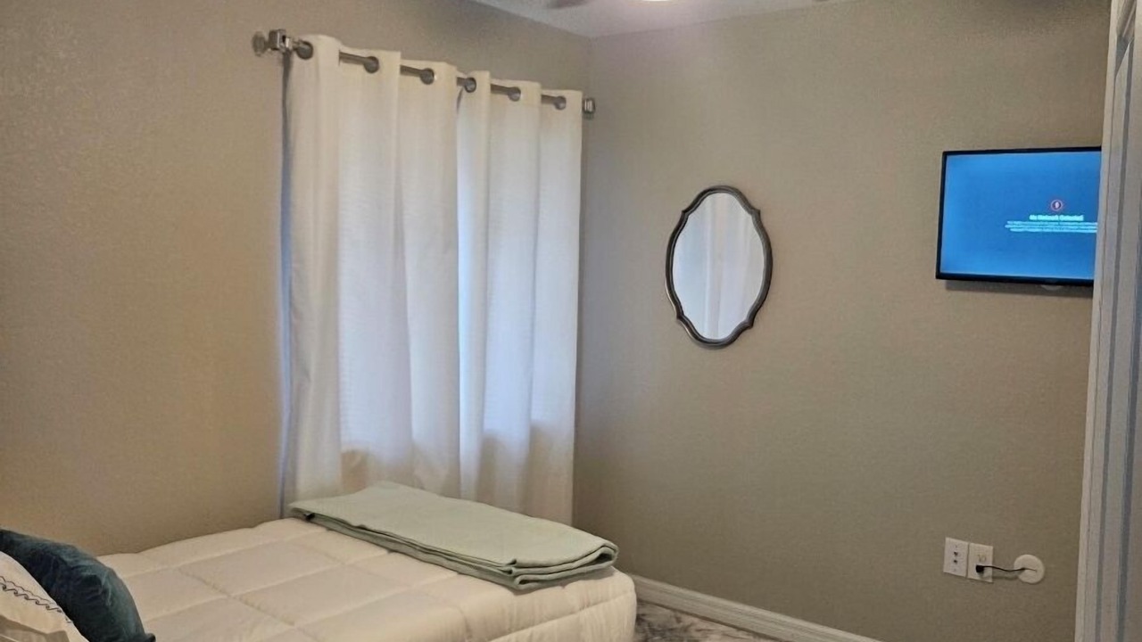 Photo of Bedroom in Rotonda Sands