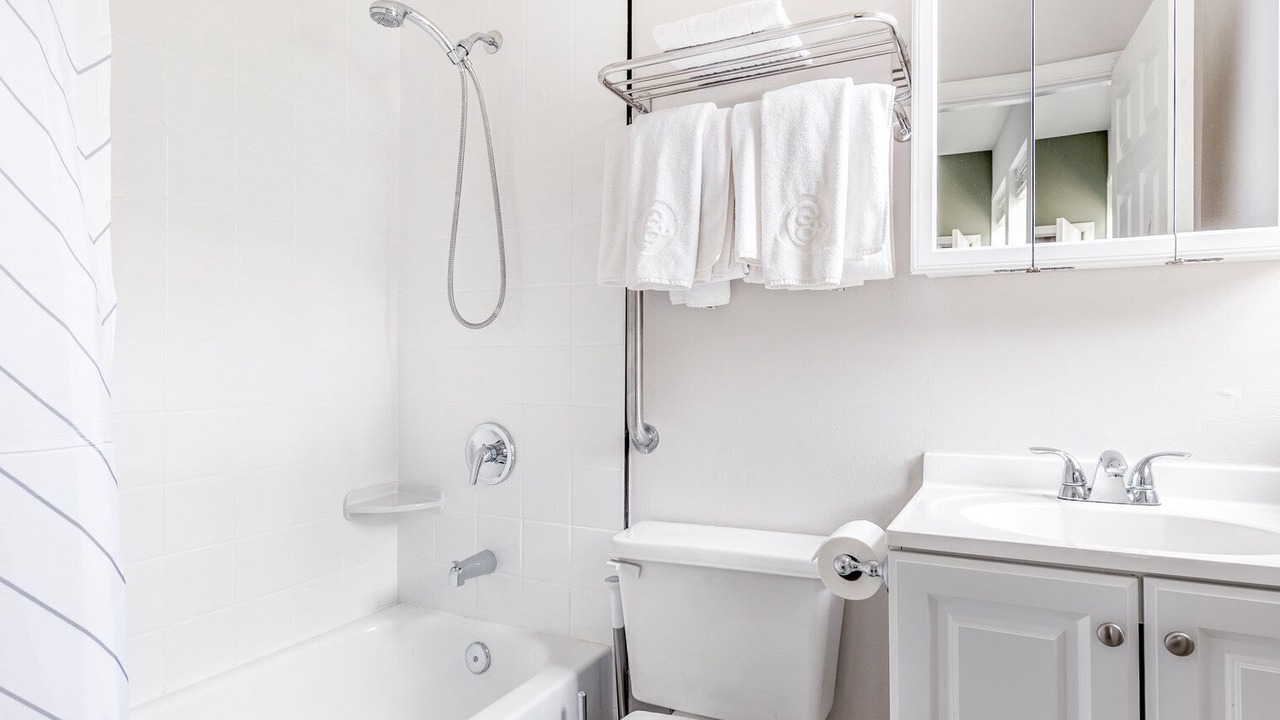Photo of Bathroom in Adams Morgan