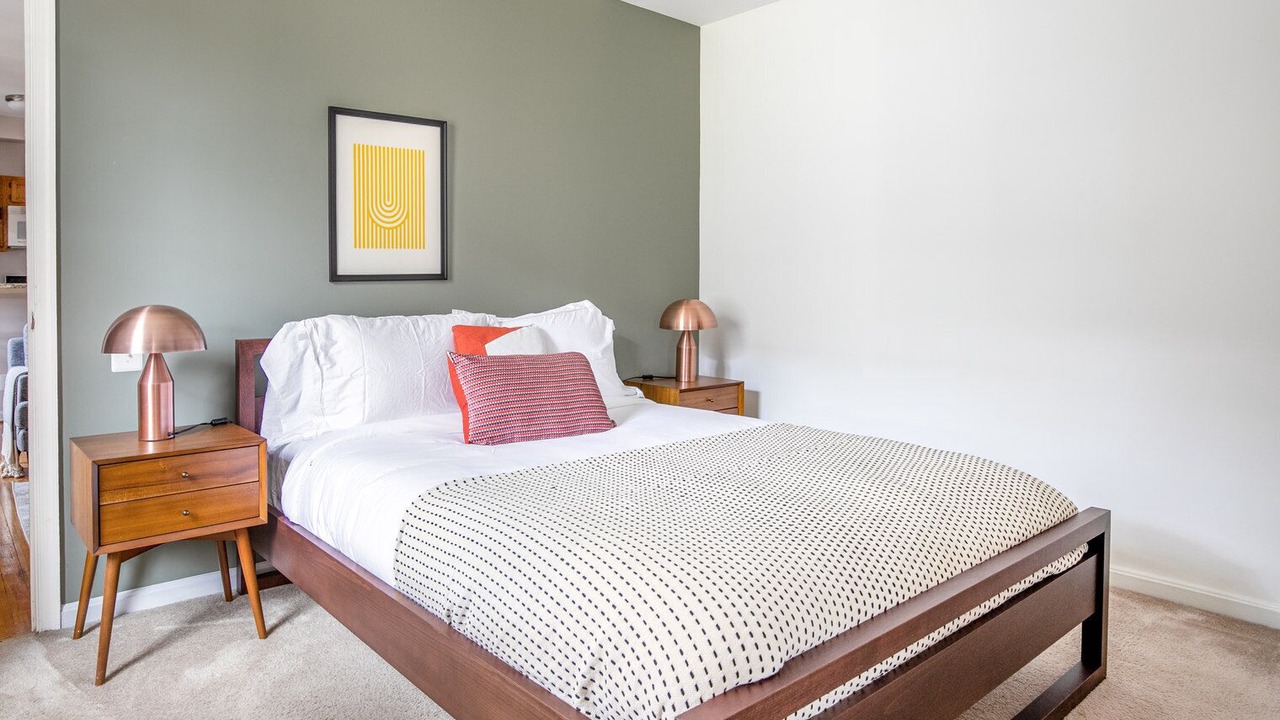 Photo of Bedroom in Adams Morgan