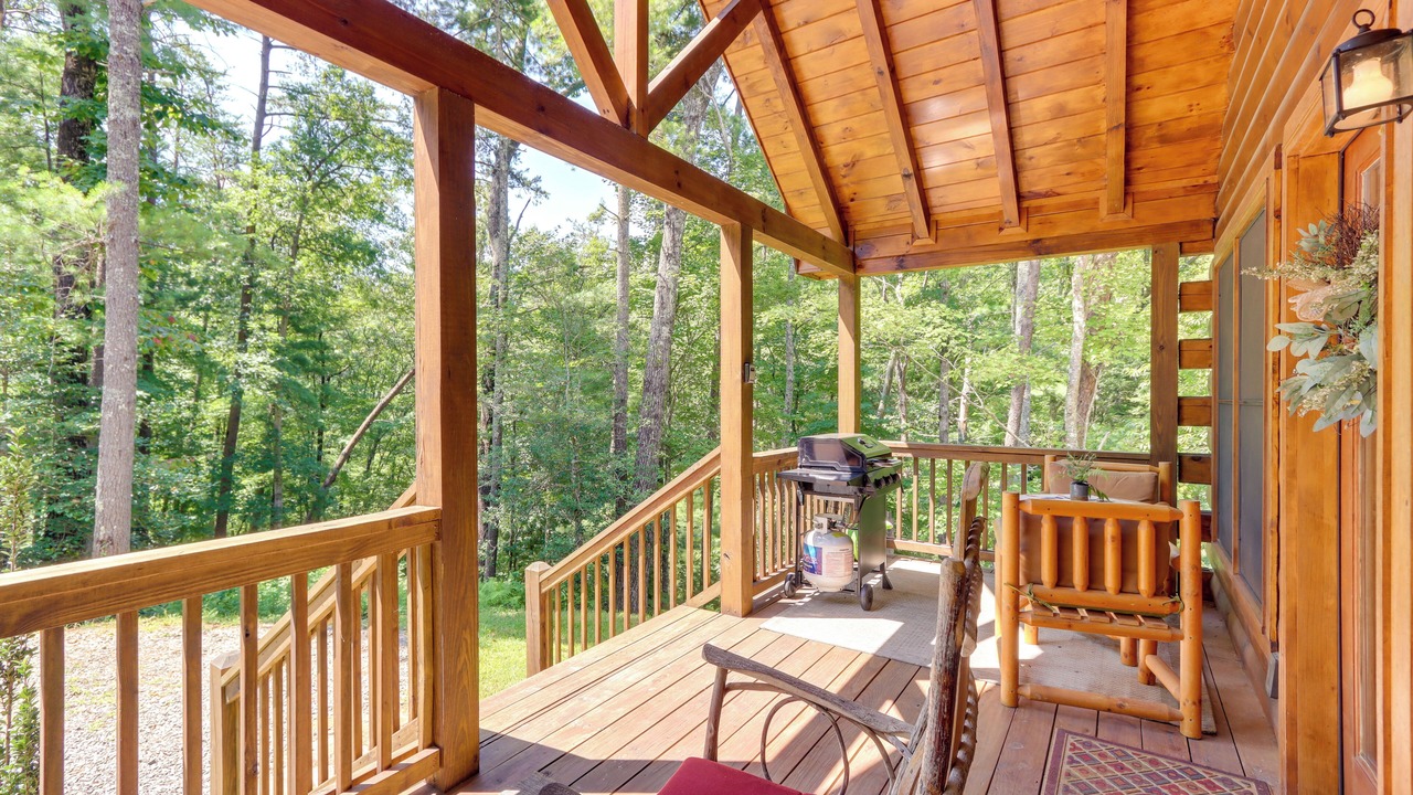 Photo of Patio Balcony in Cherry Log