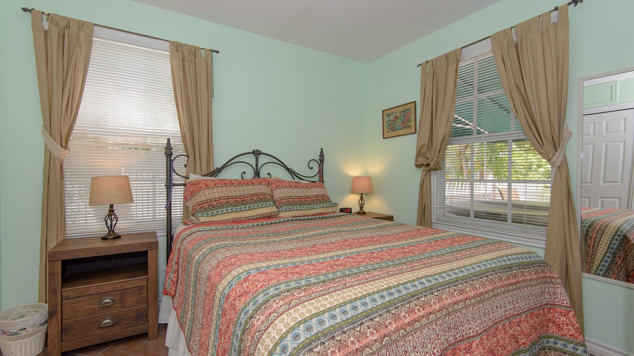 Photo of Bedroom in Truman Annex
