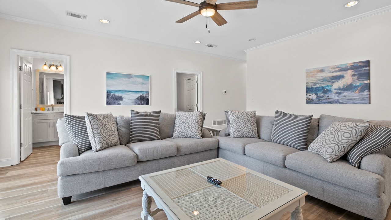 Photo of Bedroom in Avalon Beach Estates
