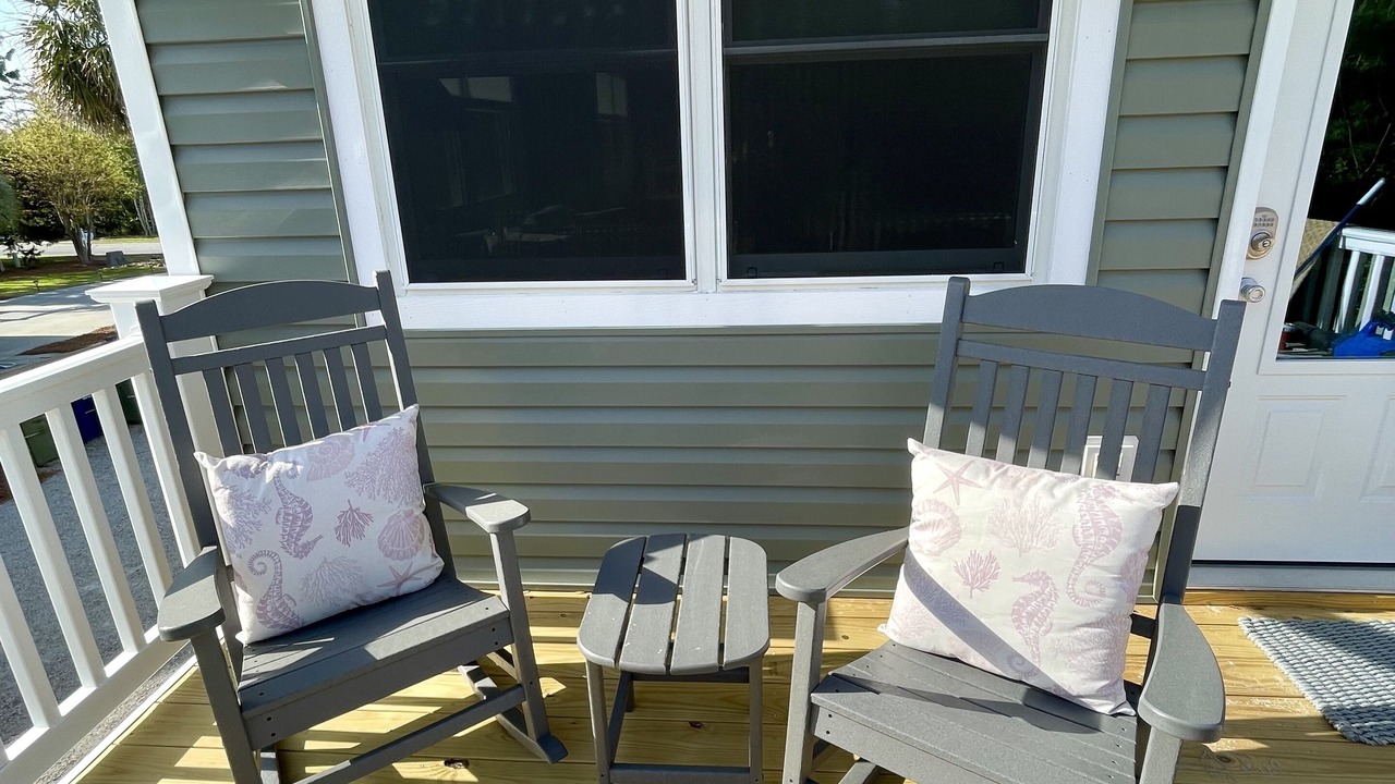 Photo of Patio Balcony in Emerald Isle