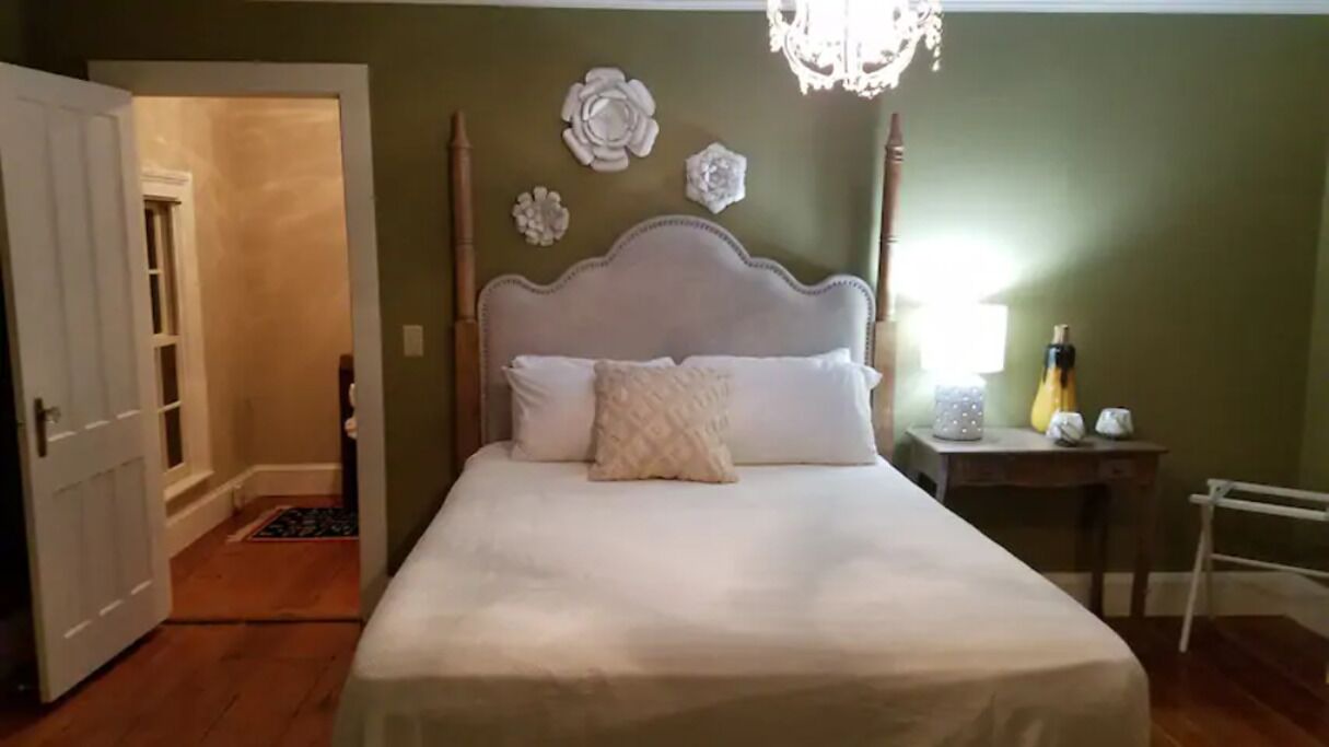 Photo of Bedroom in Saratoga Springs