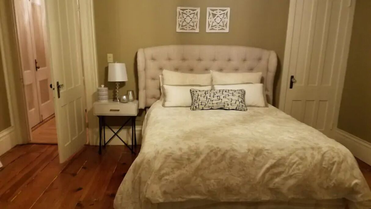 Photo of Bedroom in Saratoga Springs