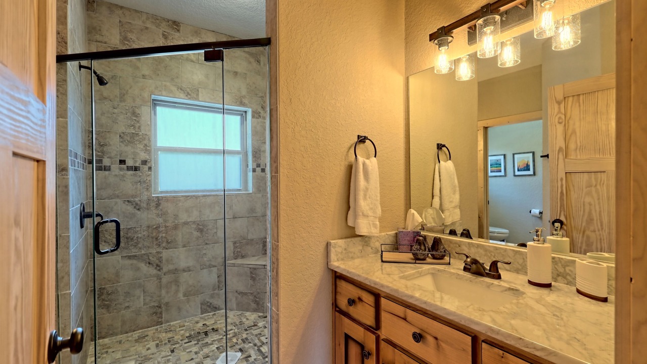 Photo of Bathroom in Murphy