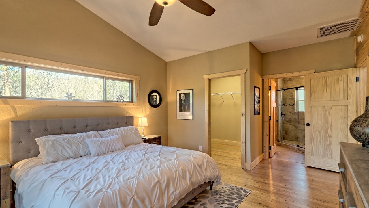 Photo of Bedroom in Murphy