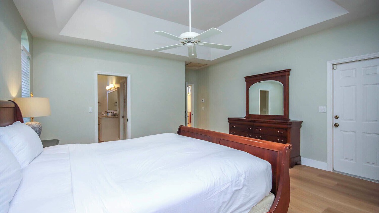 Photo of Bedroom in Beachview Country Club Estates