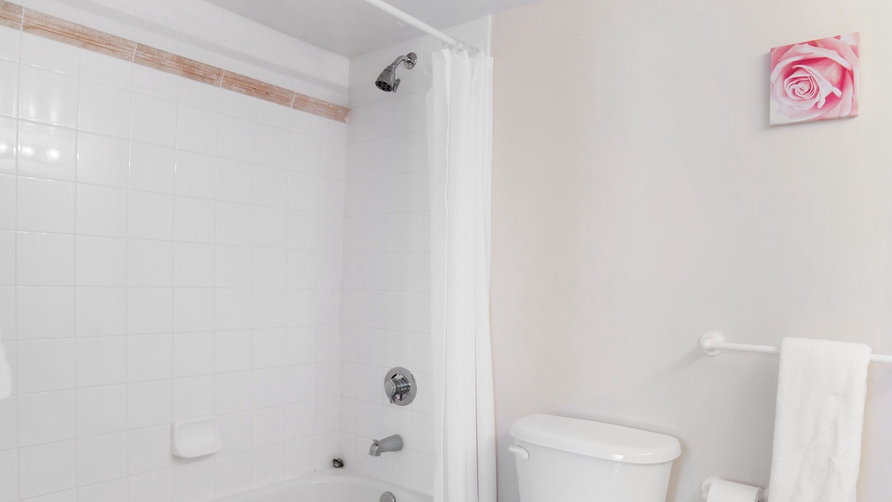 Photo of Bathroom in Brickell