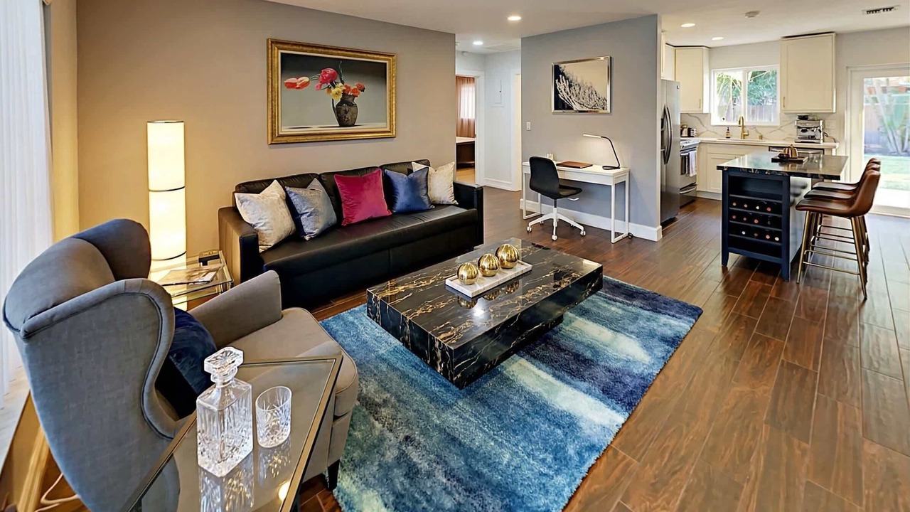 Photo of Bedroom in River Oaks
