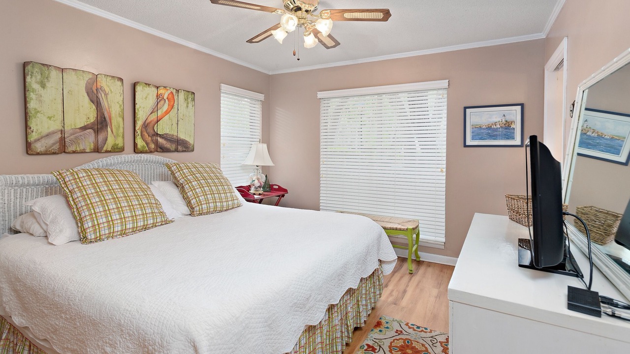Photo of Bedroom in Demere Park