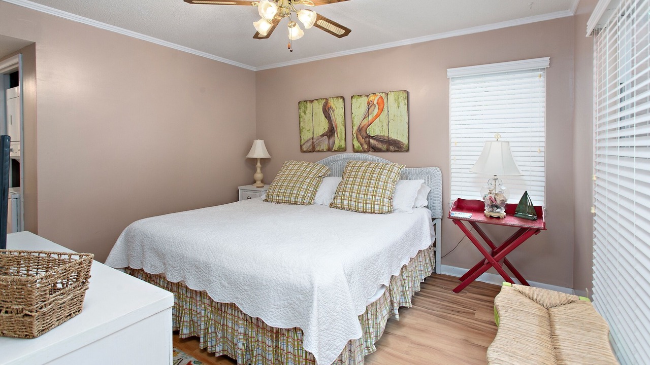 Photo of Bedroom in Demere Park
