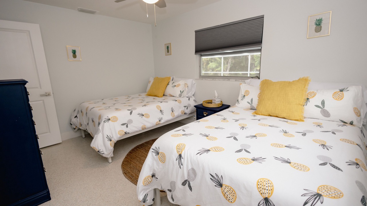 Photo of Bedroom in Yacht Club