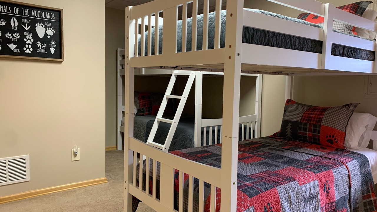 Photo of Bedroom in Piney Creek