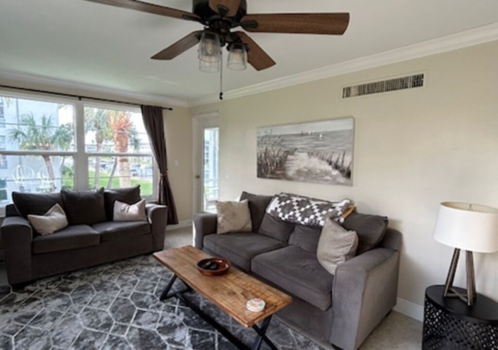 Photo of Livingroom in Longboat Key