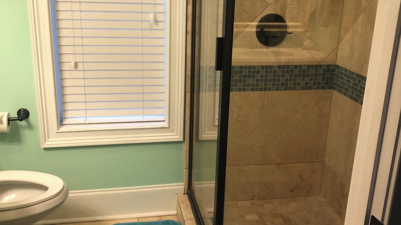 Photo of Bathroom in Shellman Bluff