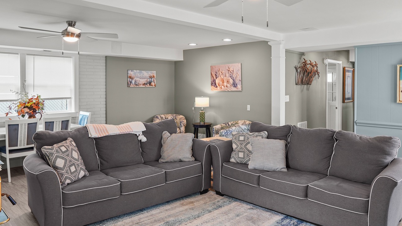 Photo of Livingroom in Keen-Wik On the Bay