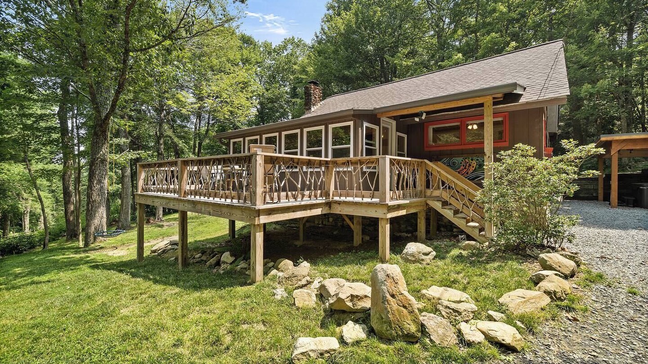 Photo of Outdoor in Newland