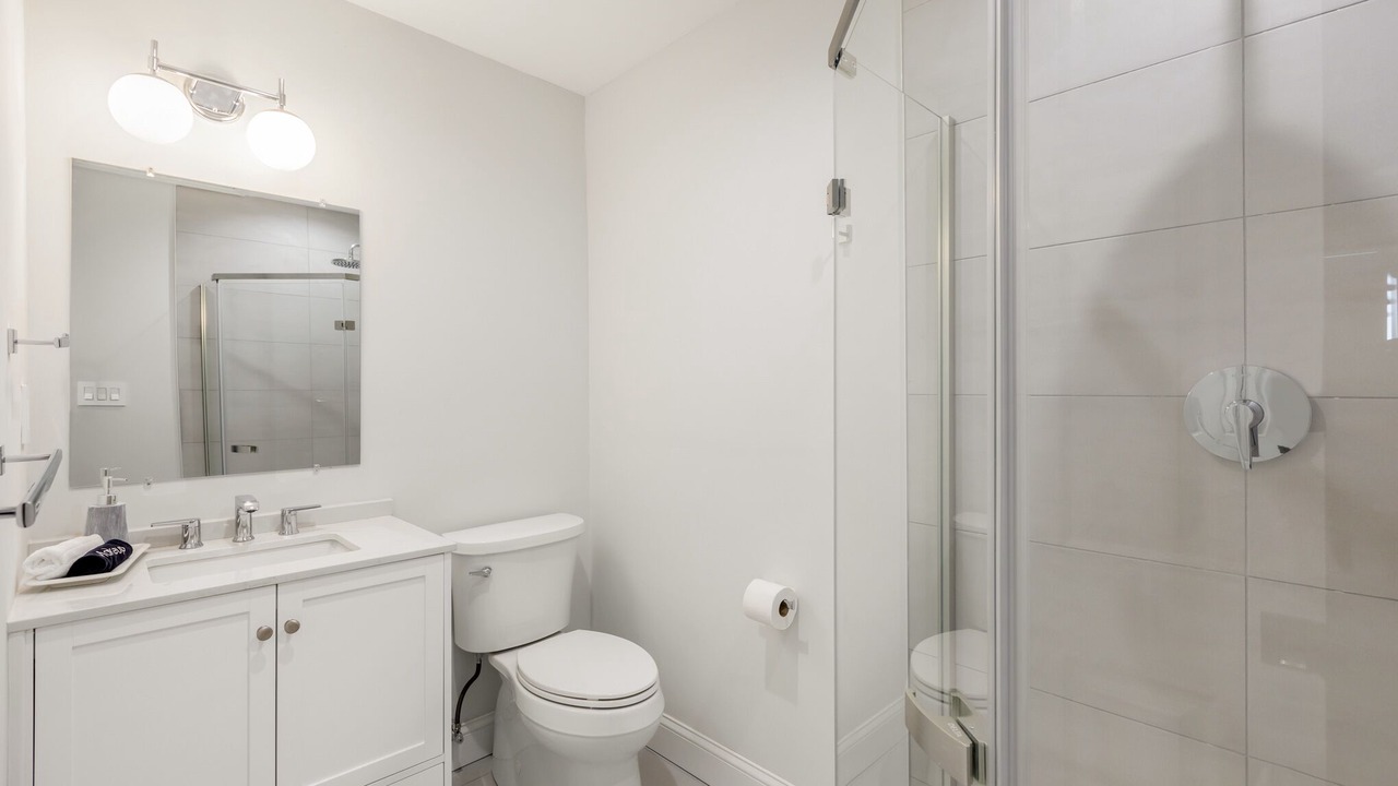 Photo of Bathroom in Truman Annex