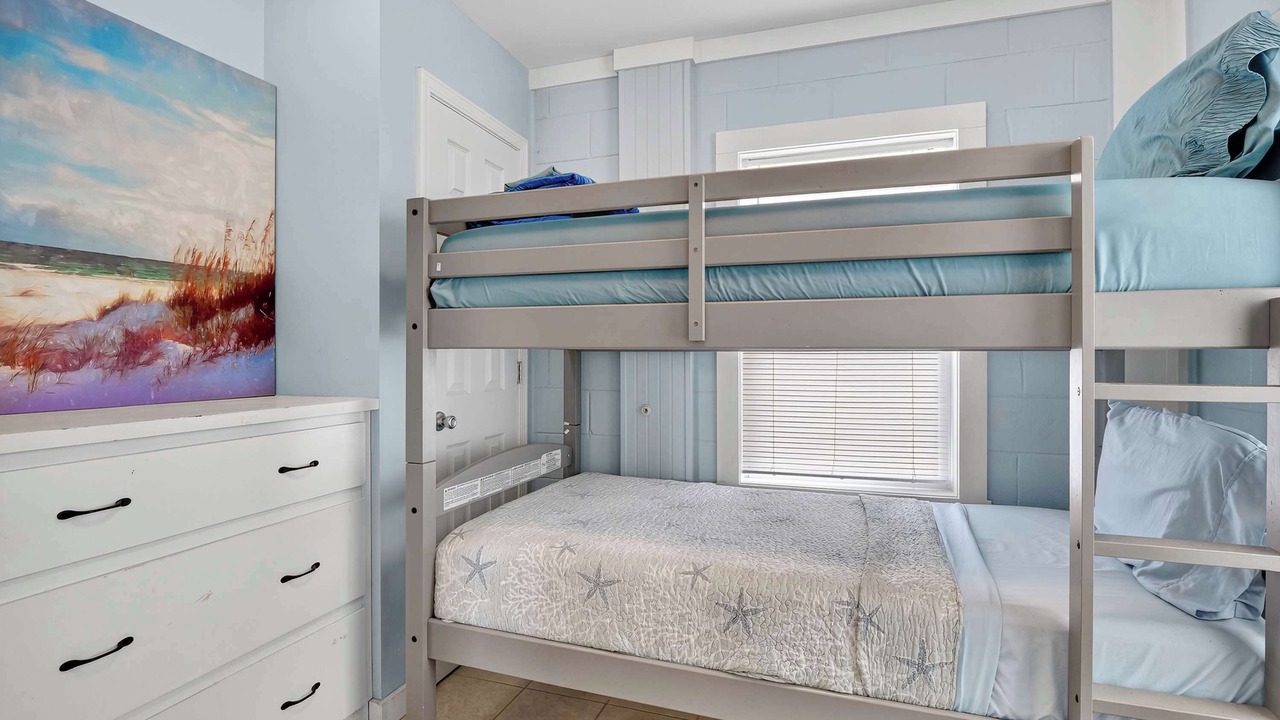 Photo of Bedroom in Topsail Beach