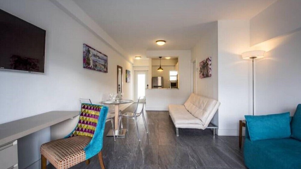 Photo of Livingroom in North Beach