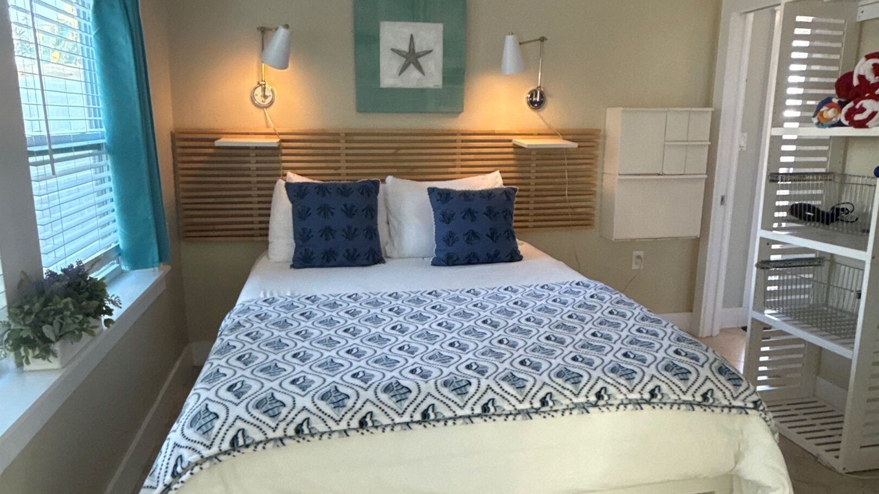 Photo of Bedroom in Pass-a-Grille