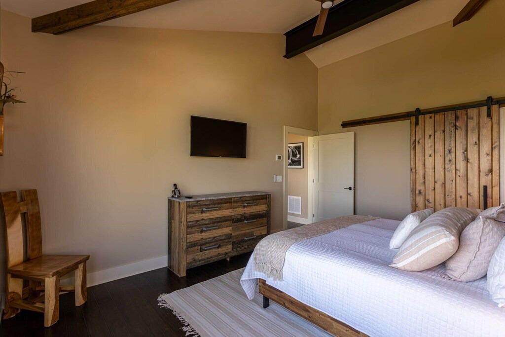 Photo of Bedroom in Deep Gap